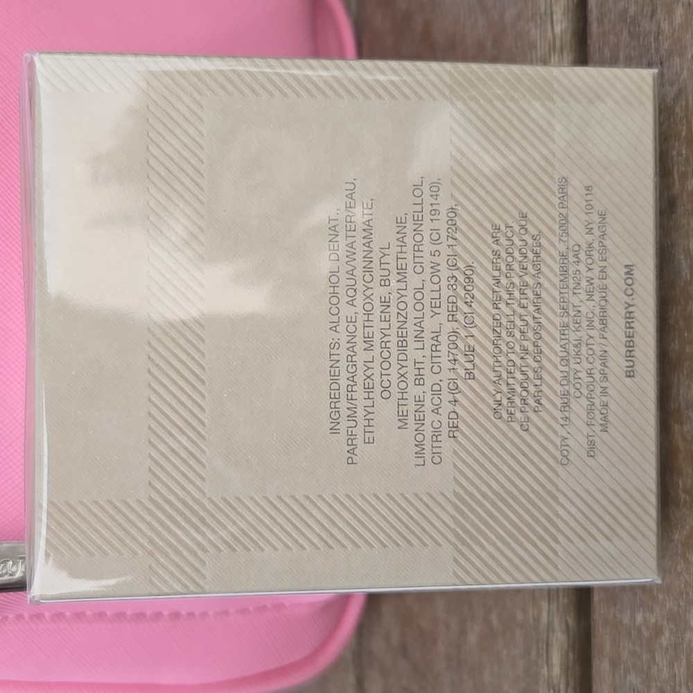 Burberry For Women - Picture 2 of 4